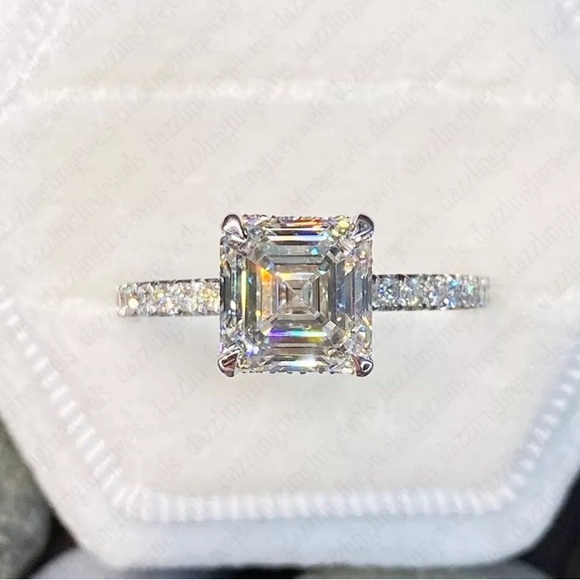 1.89 ctw Asscher cut hidden halo moissanite. 14 ct white gold plated - Picture 5 of 6